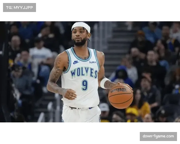 森林狼里德右脚踝扭伤恢复中 近期比赛出战状态待定